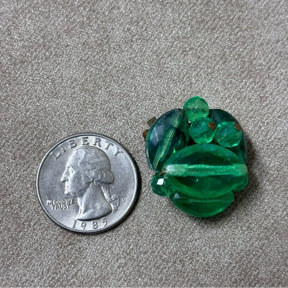 Vintage Green Beaded West Germany Clip On Earrings - Picture 3 of 4